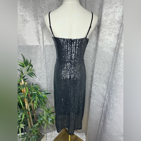 NWT Cupcakes & Cashmere Women’s Joelle Wrap Sequins Midi Dress Black XS - Picture 9 of 13